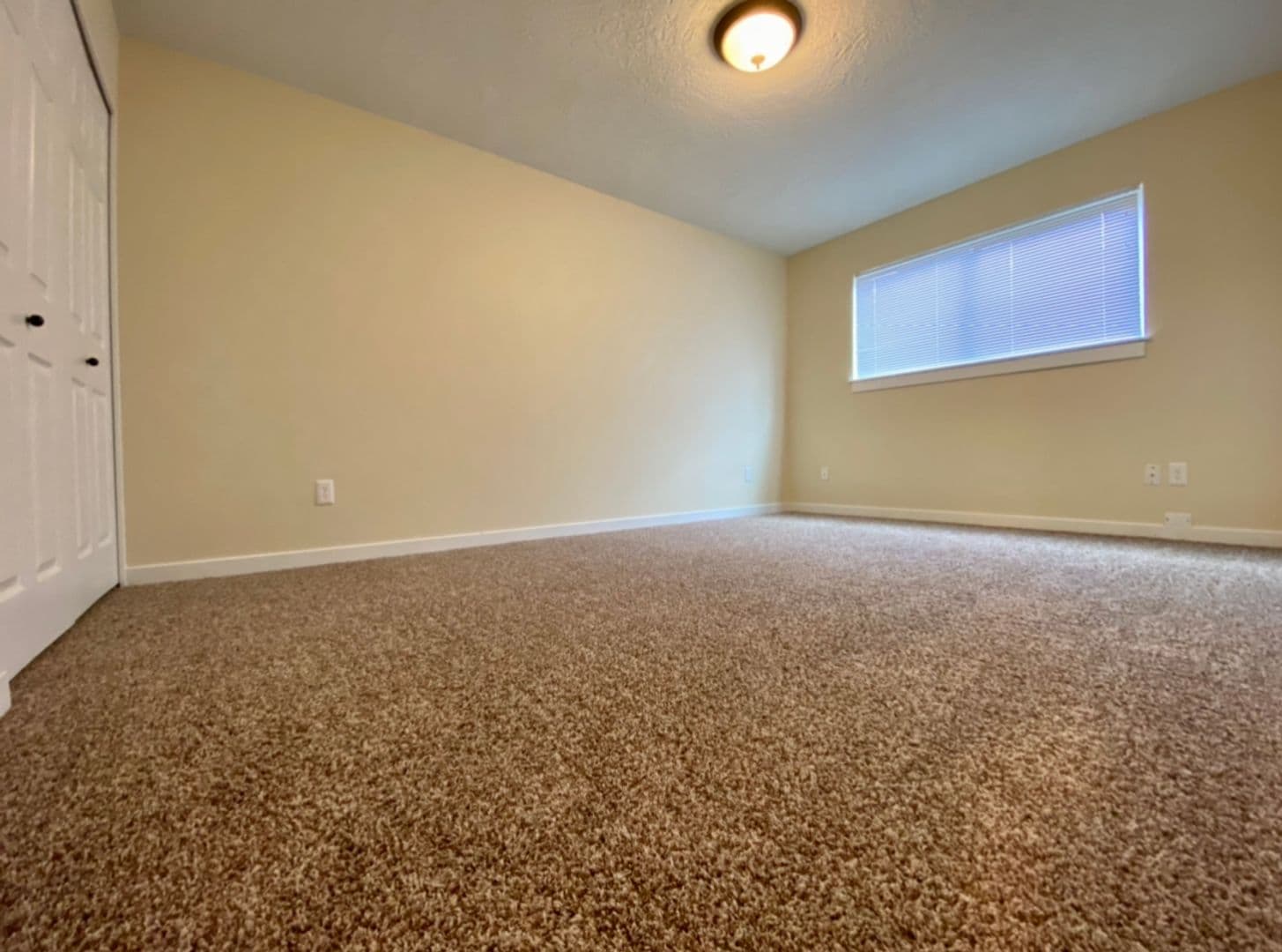 Portland Apartment: 9025-9043 SE Stark St.