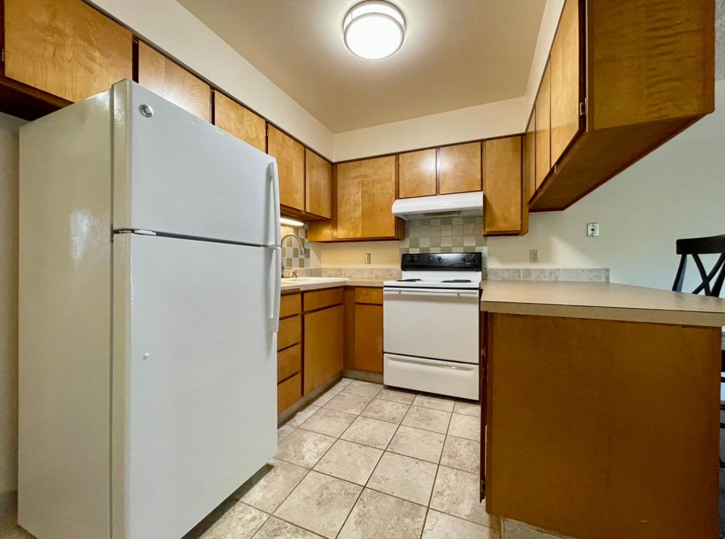 Portland Apartment: 1802-1820 NE Schuyler St.