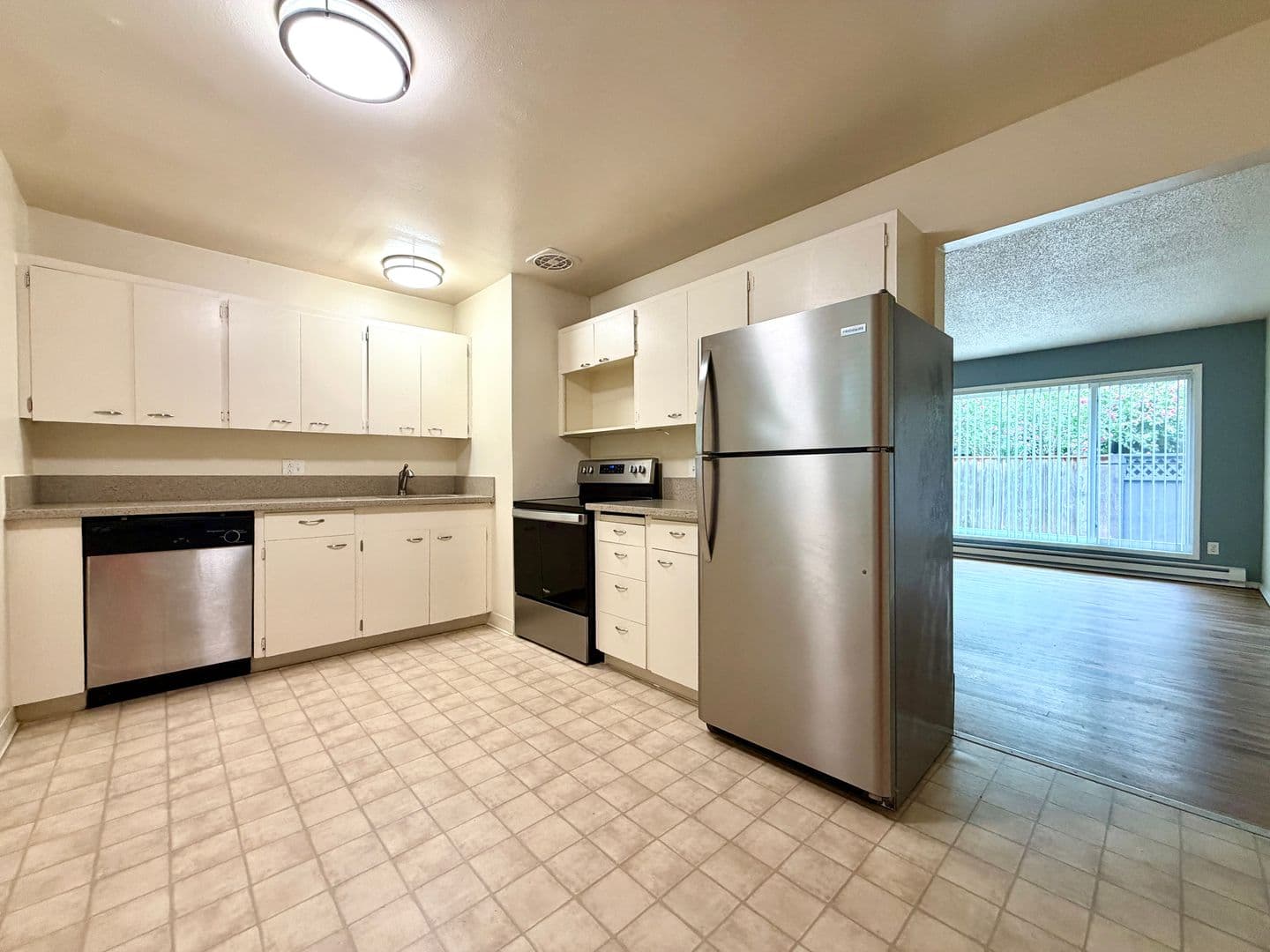 Portland Apartment: 4522-4624 SE 29th Ave.