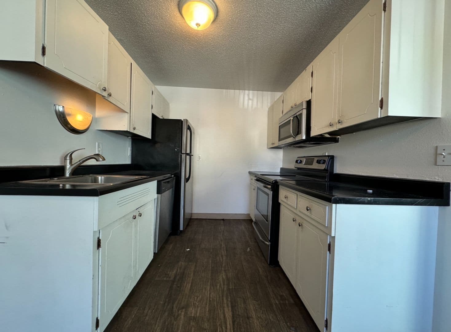 Portland Apartment: 4125-4153 SE Cesar E Chavez Blvd.