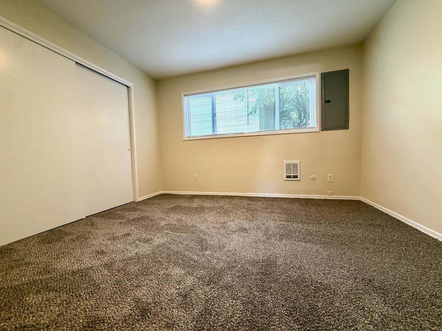 Portland Apartment: 1726-1744 NE Hancock Street