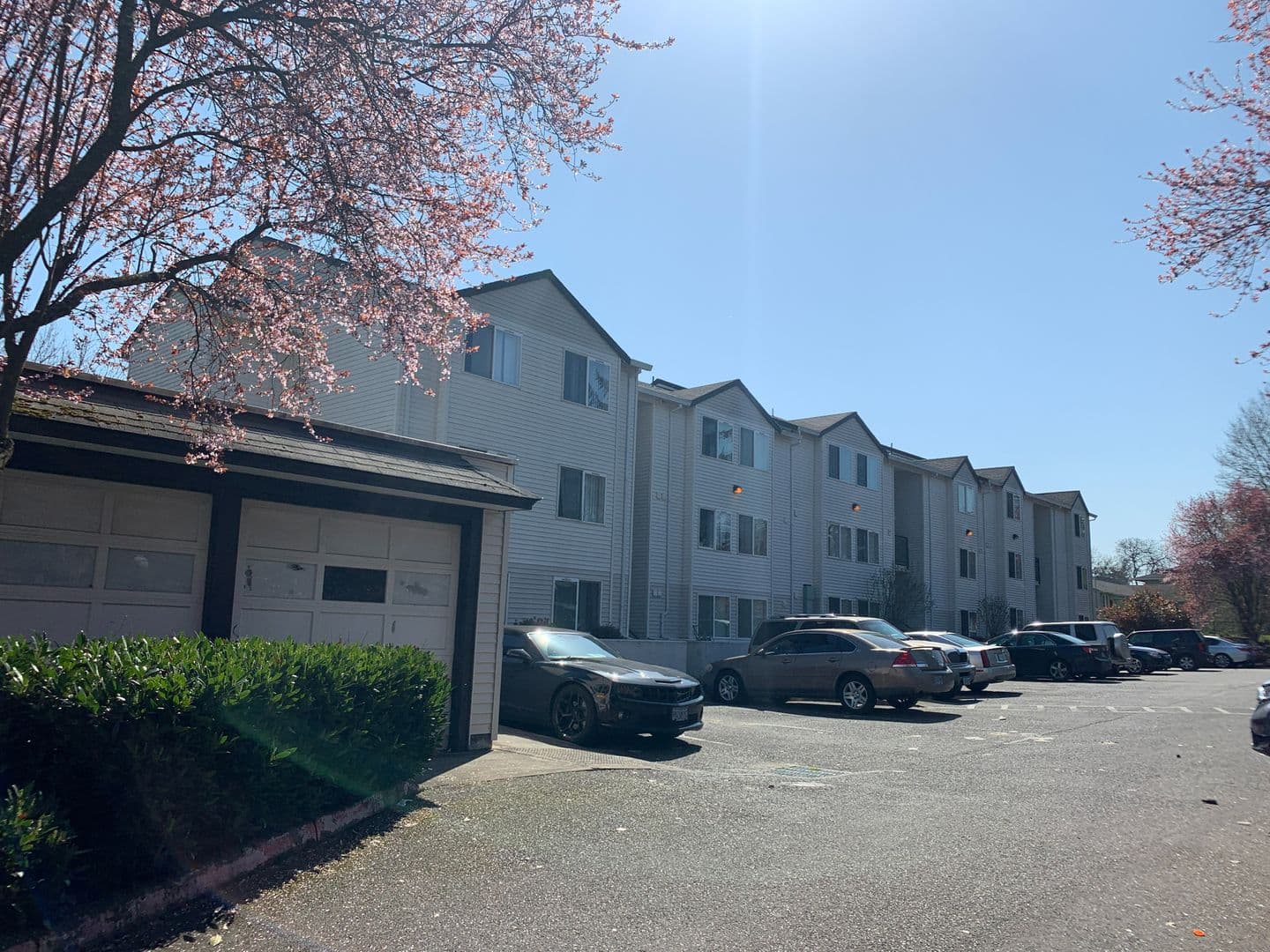 Portland Apartment: 5702 - 5710 NE Prescott St.