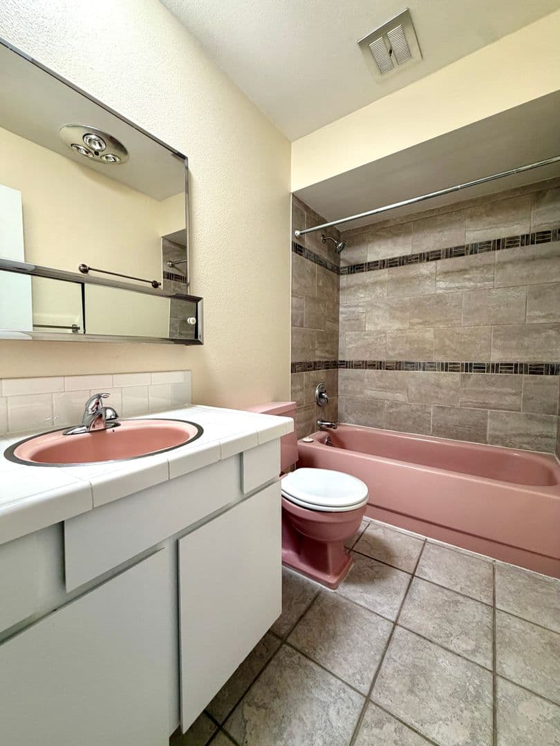 Portland Apartment: 1726-1744 NE Hancock Street
