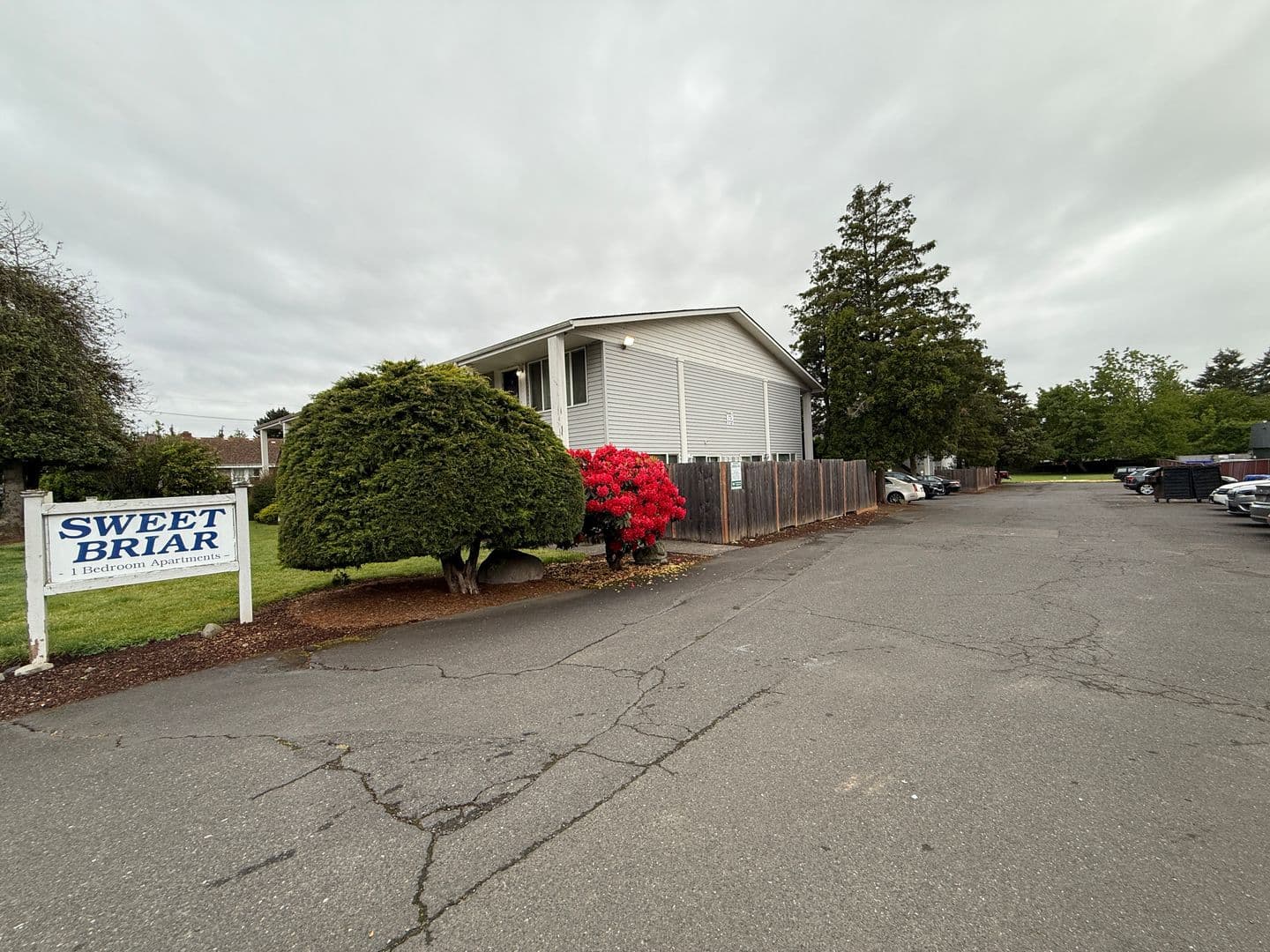 Portland Apartment: 4529 NE Killingsworth St 1-25