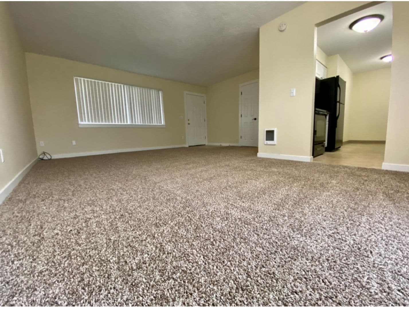 Portland Apartment: 9025-9043 SE Stark St.