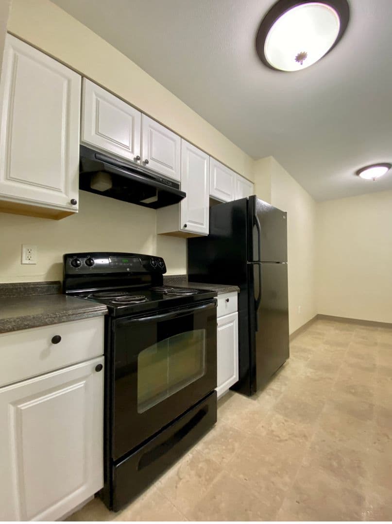 Portland Apartment: 9025-9043 SE Stark St.