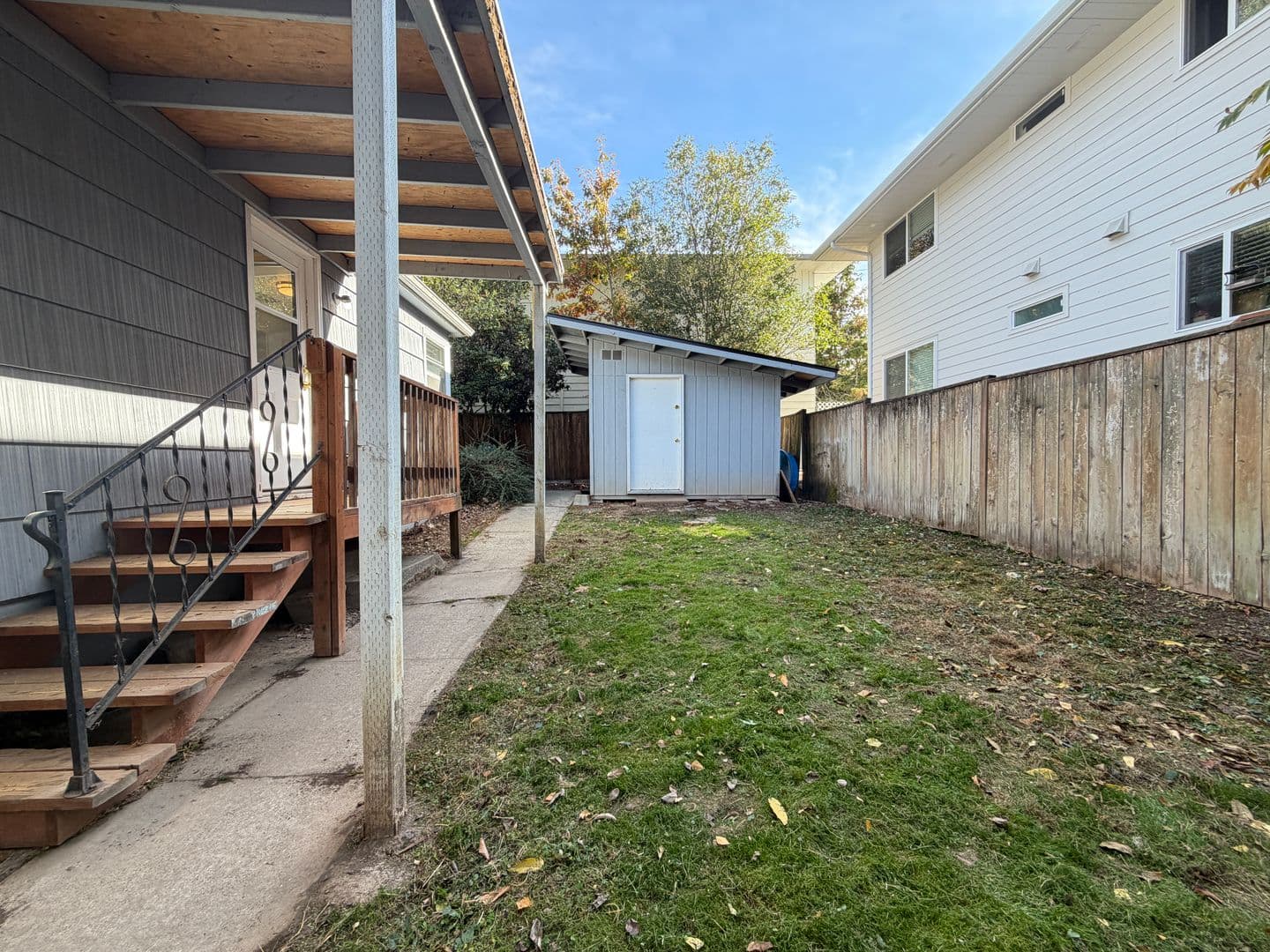 Portland Apartment: 8880 C SW Cashmur Lane