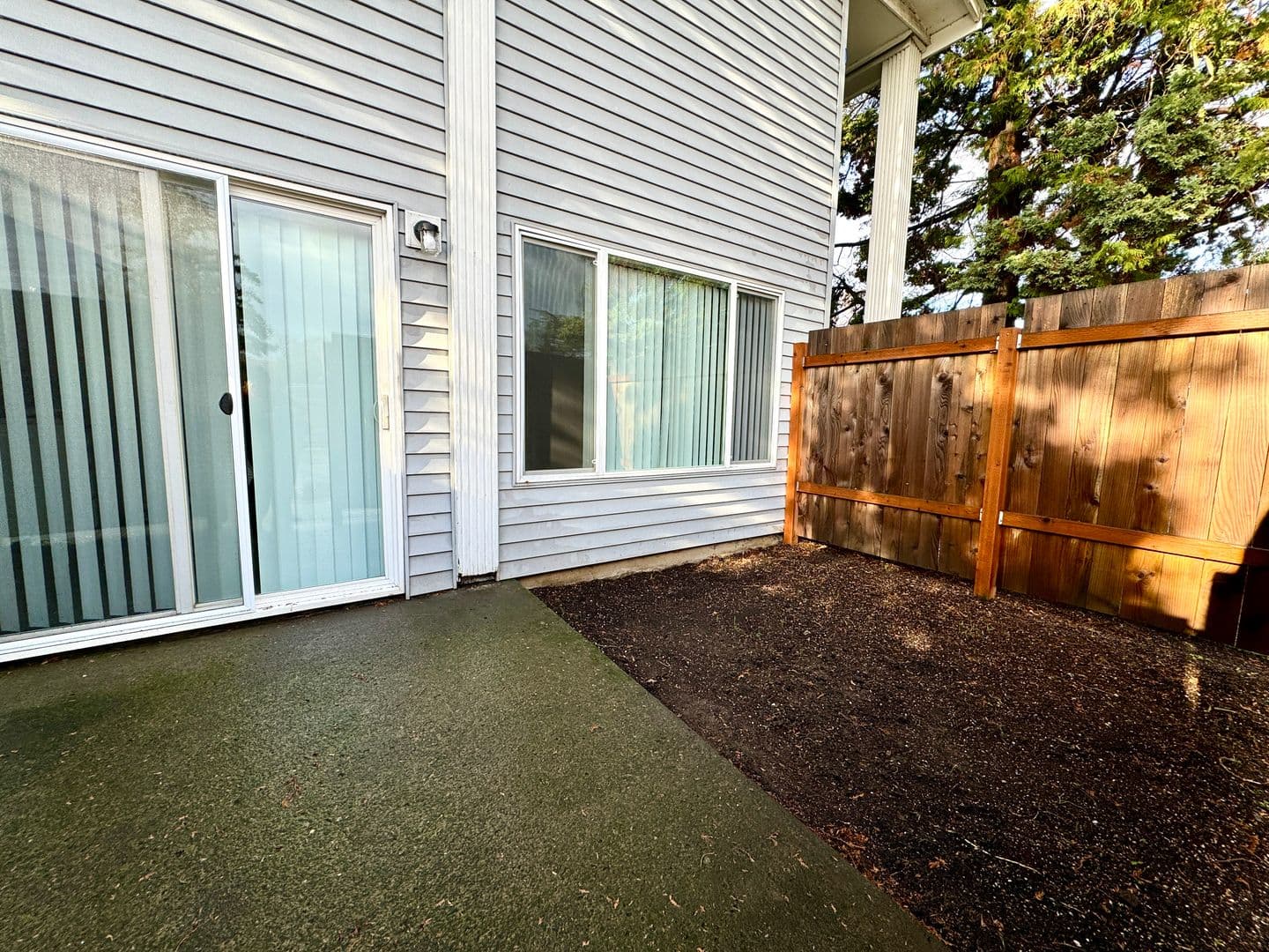 Portland Apartment: 4529 NE Killingsworth St 1-25