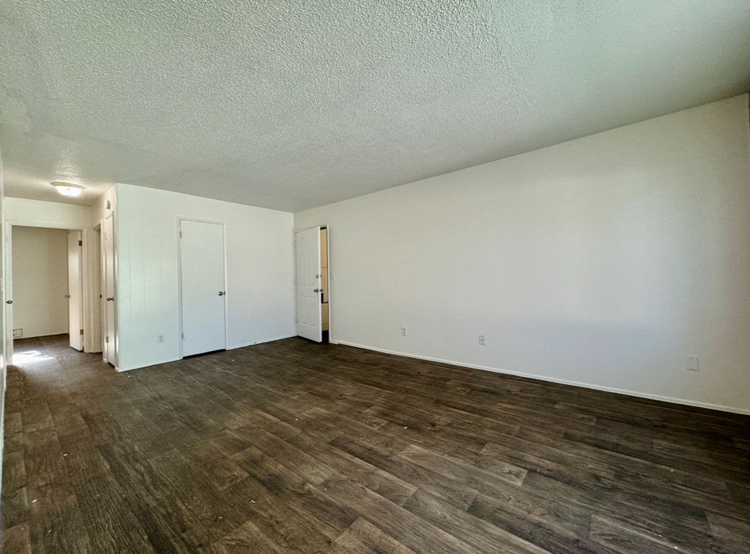 Portland Apartment: 4125-4153 SE Cesar E Chavez Blvd.