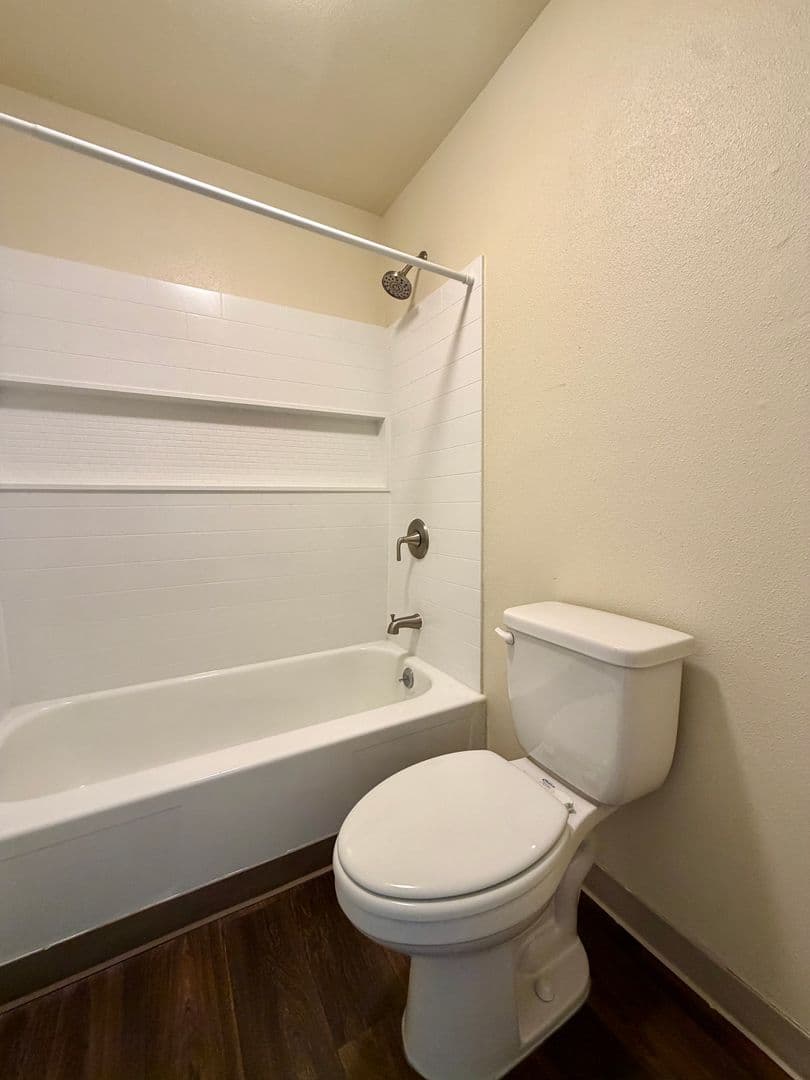 Portland Apartment: 4529 NE Killingsworth St 1-25