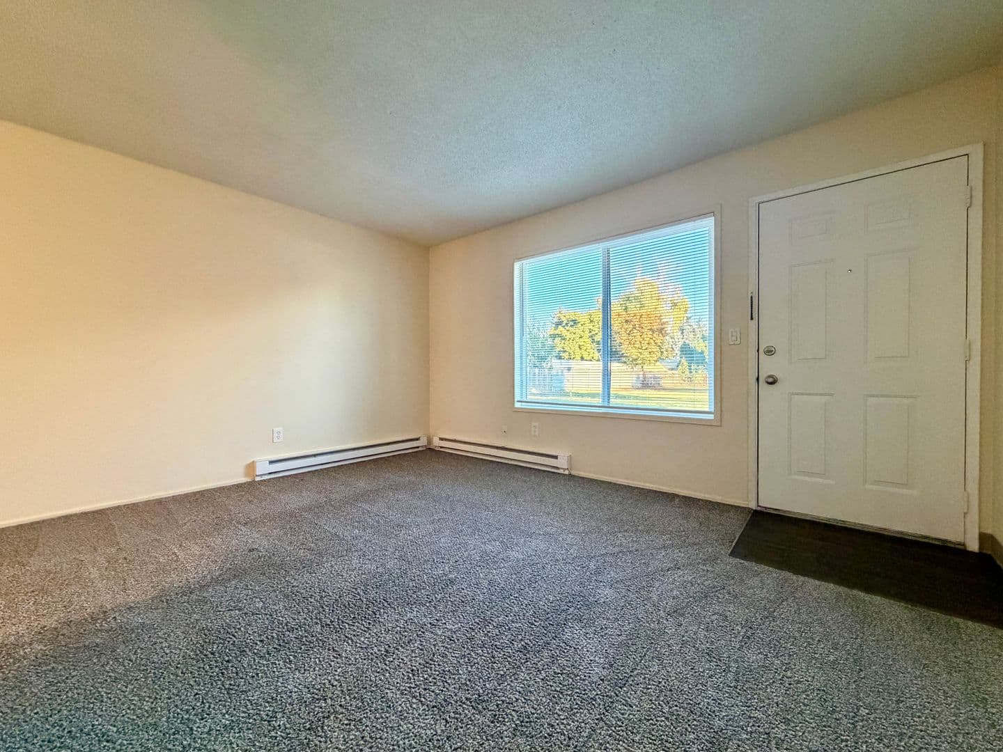 Portland Apartment: 4529 NE Killingsworth St 1-25