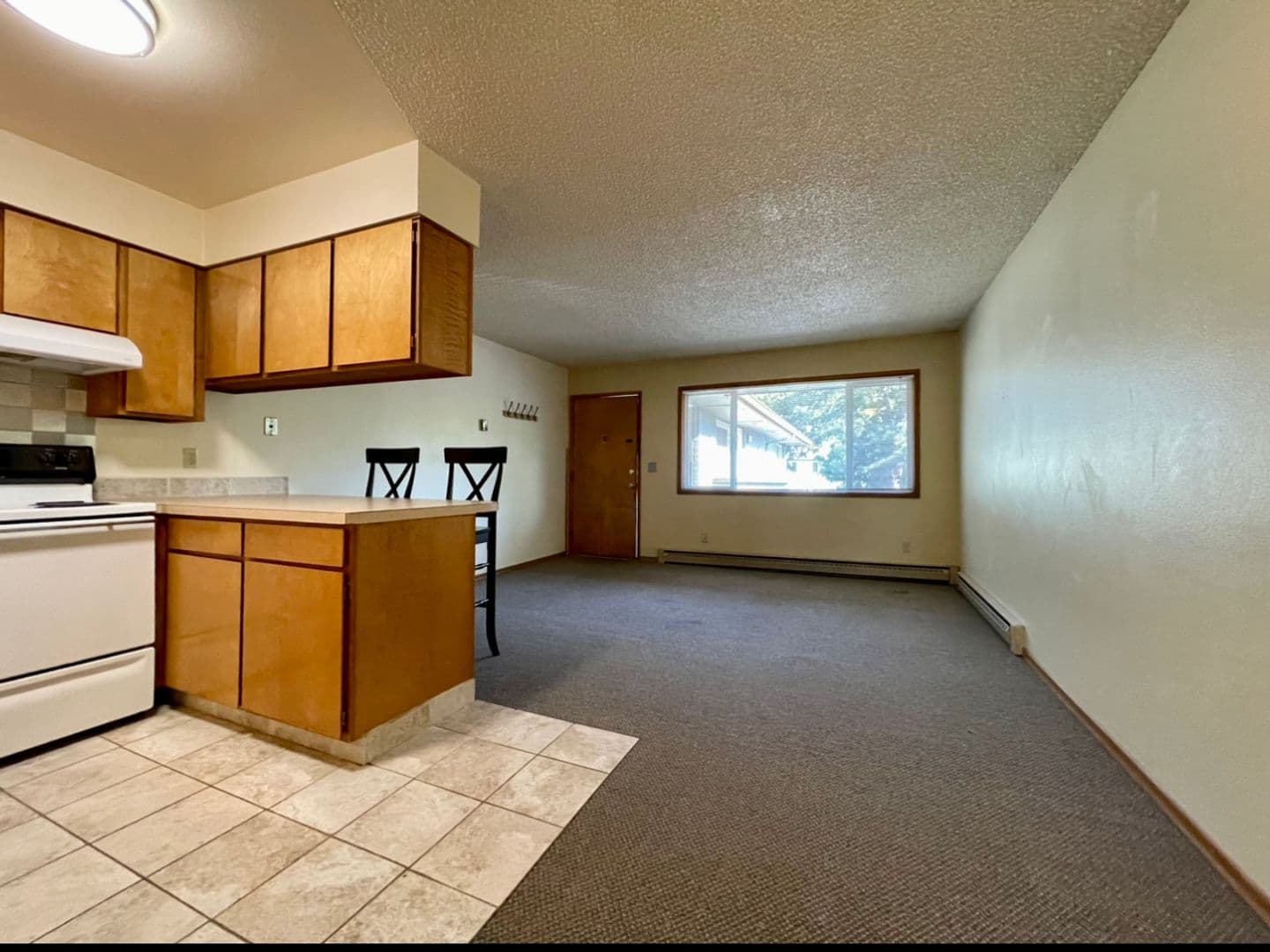 Portland Apartment: 1802-1820 NE Schuyler St.