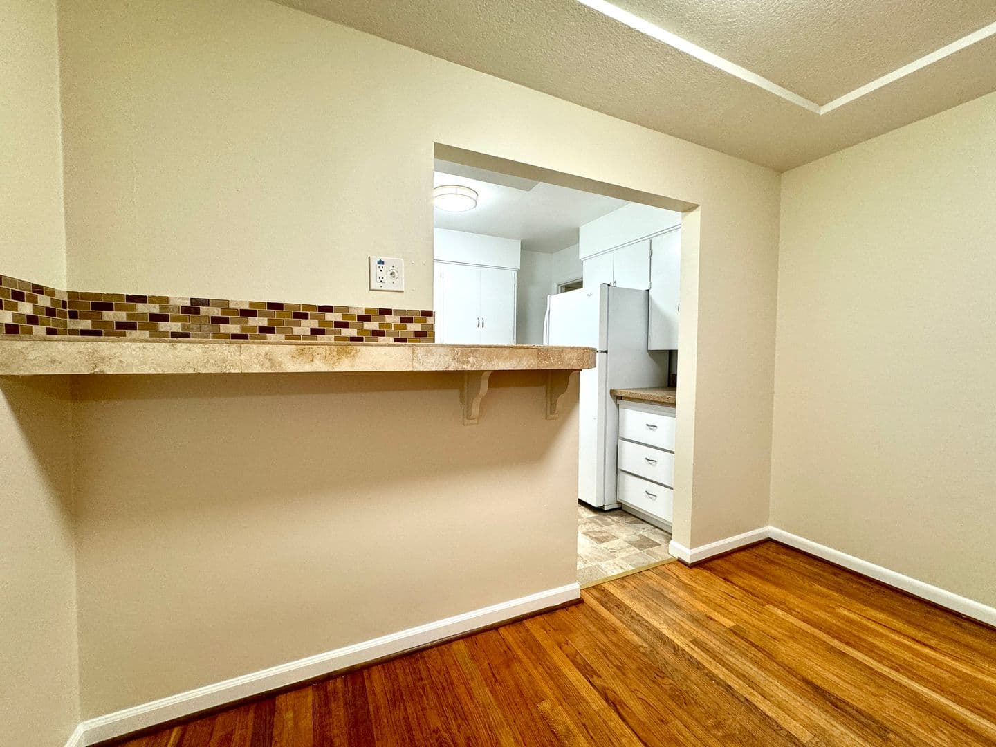 Portland Apartment: 8880 C SW Cashmur Lane