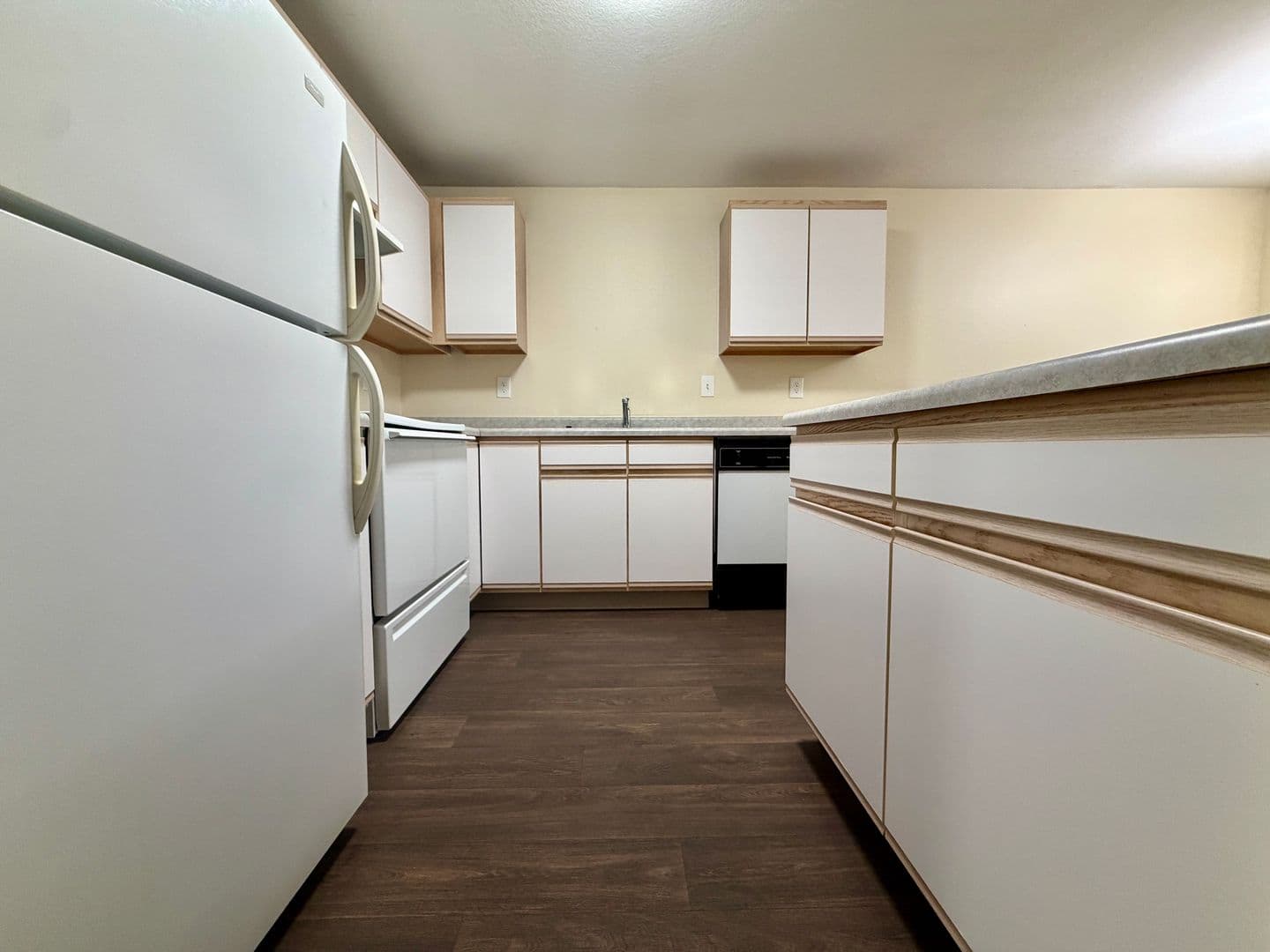 Portland Apartment: 5702 - 5710 NE Prescott St.