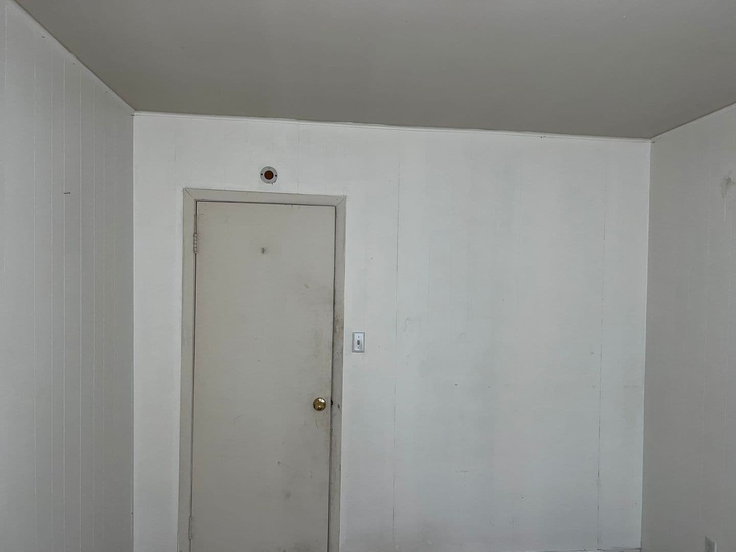 Akron Apartment: 167 Chittenden Street