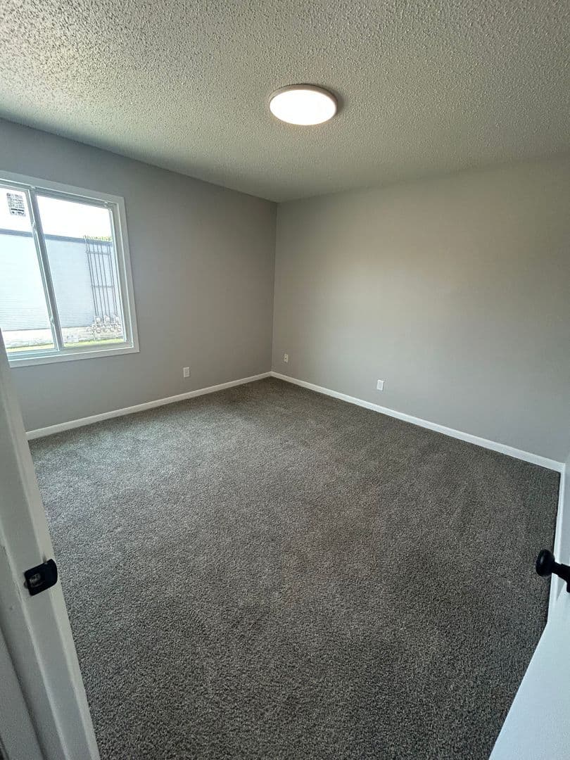 Norwalk Apartment: 1409 Sunset Dr - Apt 201