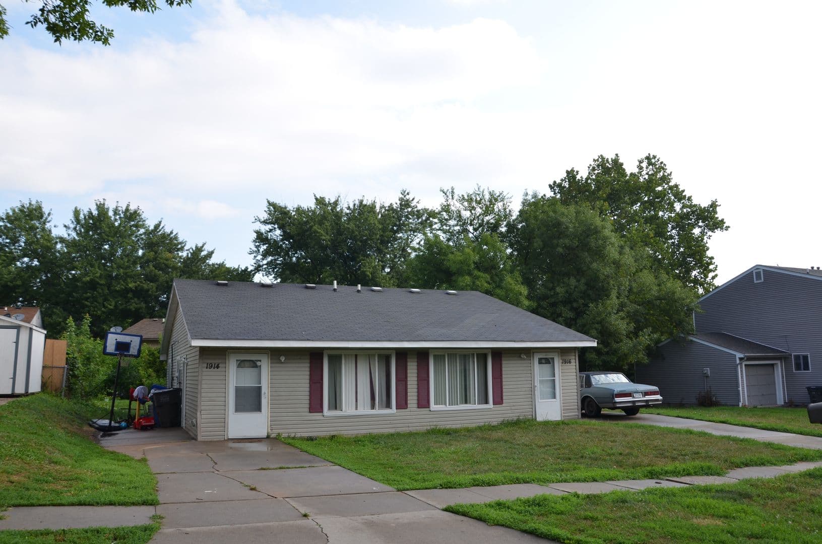 Des Moines Apartment: 1916 King Ave