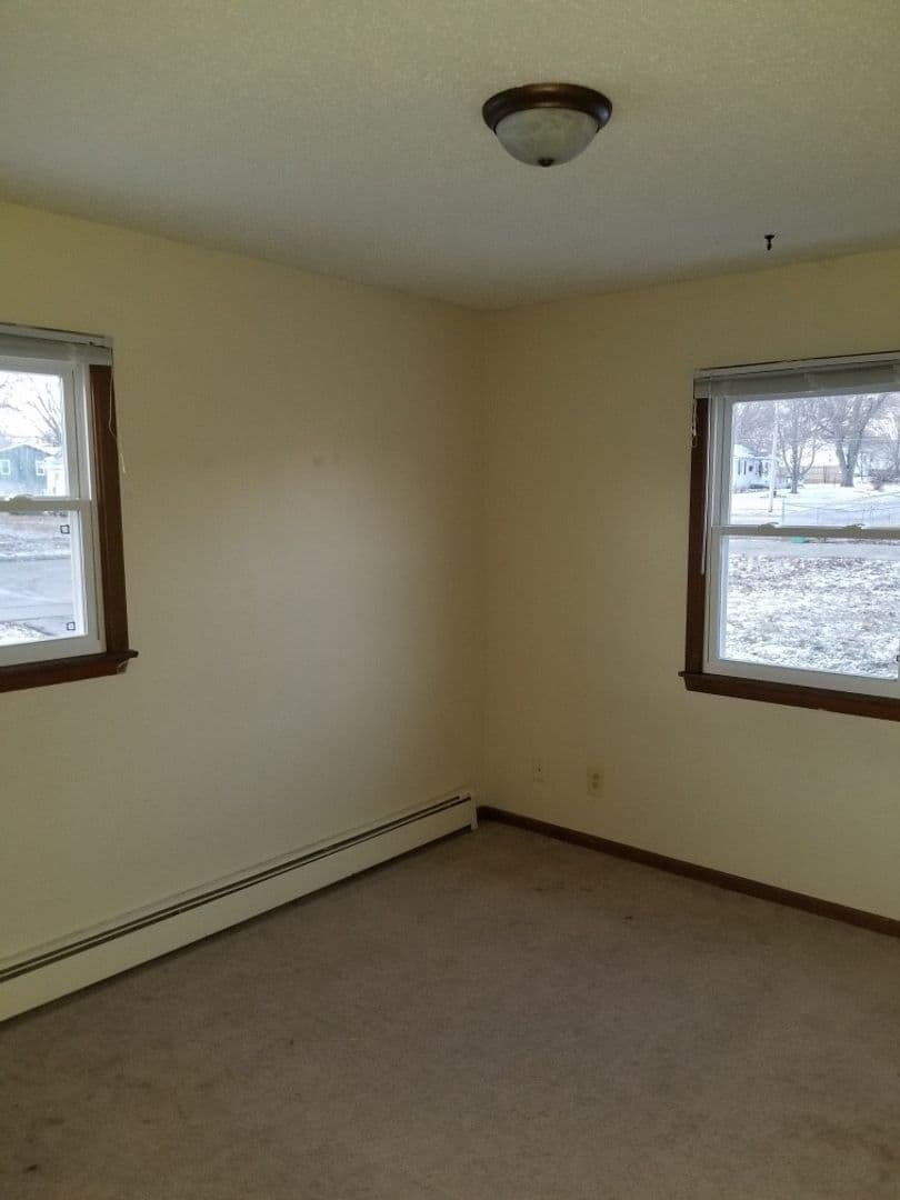 Indianola Apartment: 506 South D St