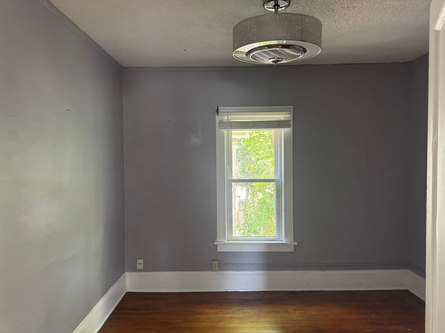 Milwaukee Apartment: 3069 - 3071 S Wentworth Ave