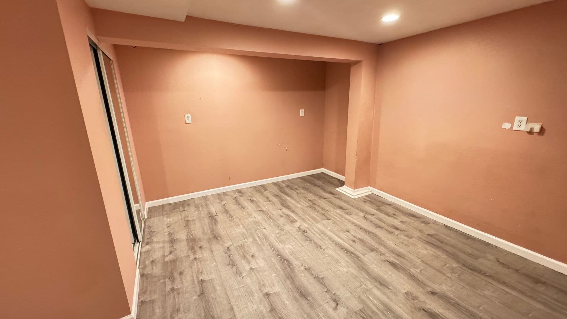Fairbanks Apartment: 2104 Rickert Street