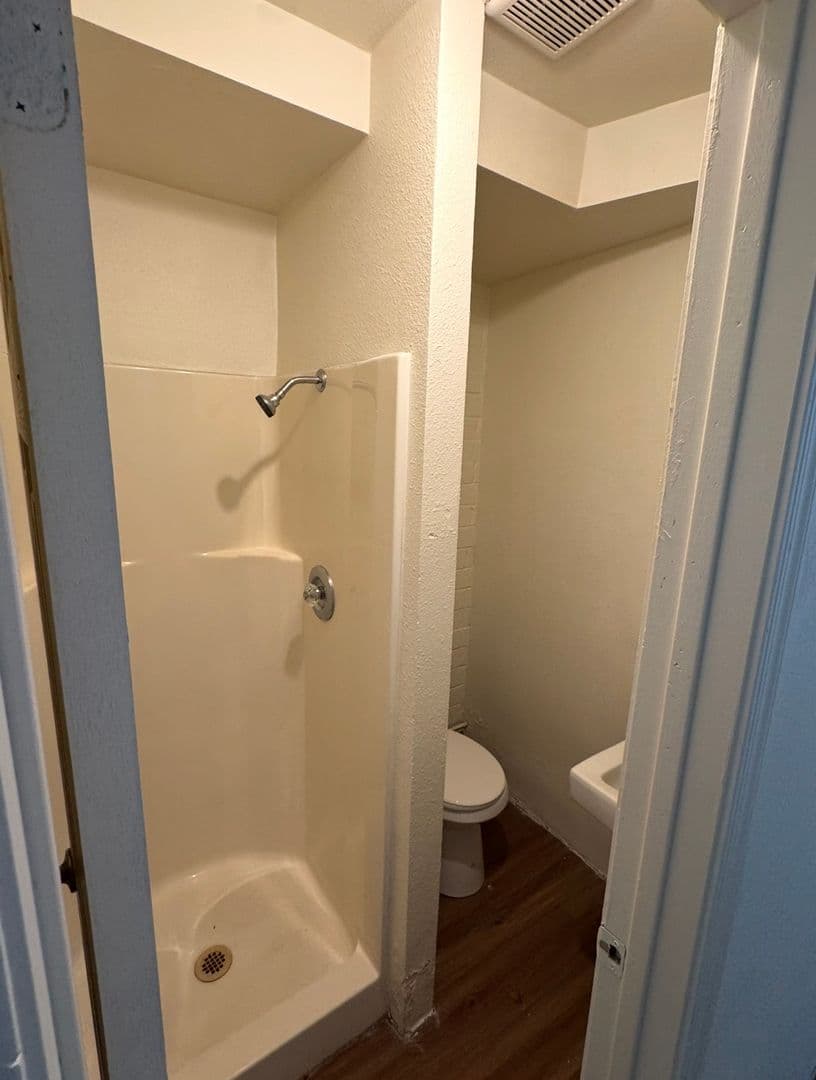 Phoenix Apartment: 3413 E Earll Dr.