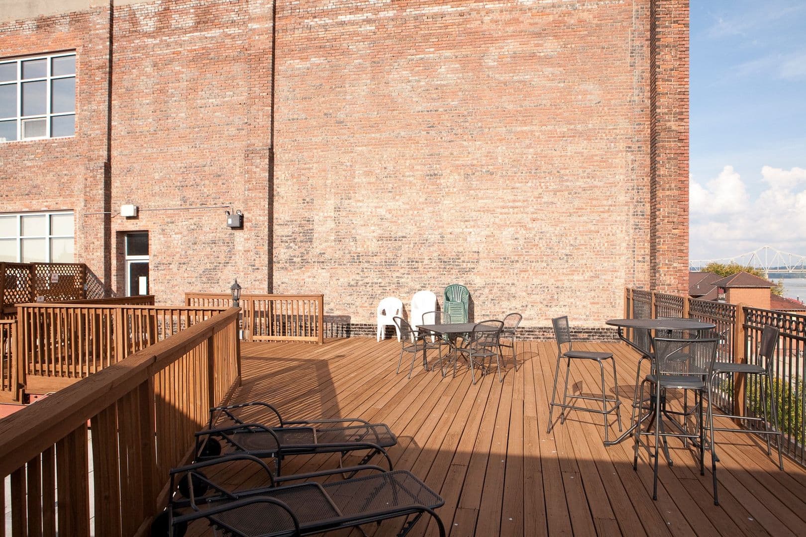 Peoria Apartment: 311 SW Water Street
