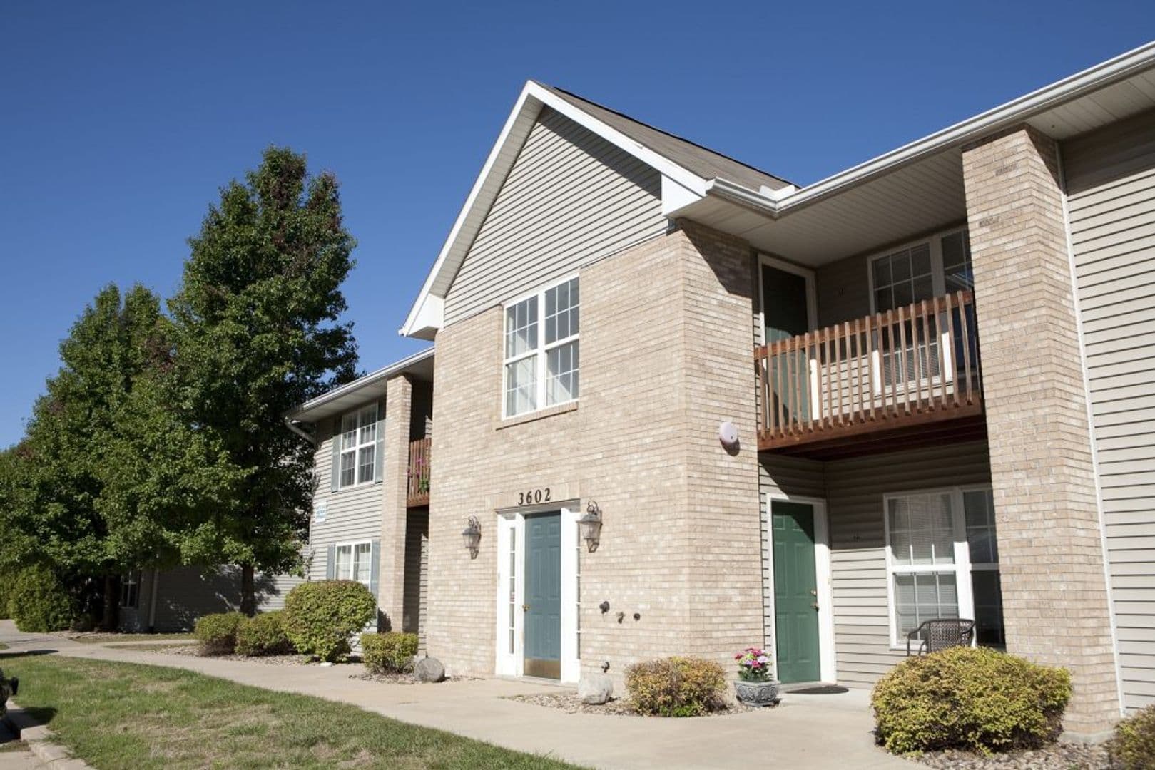 Peoria Apartment: 3601 N Kingston Drive