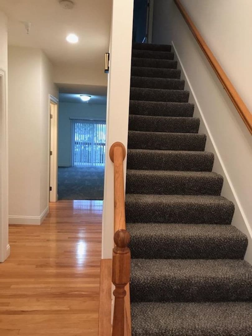 Peoria Apartment: 810 W Trailcreek Drive