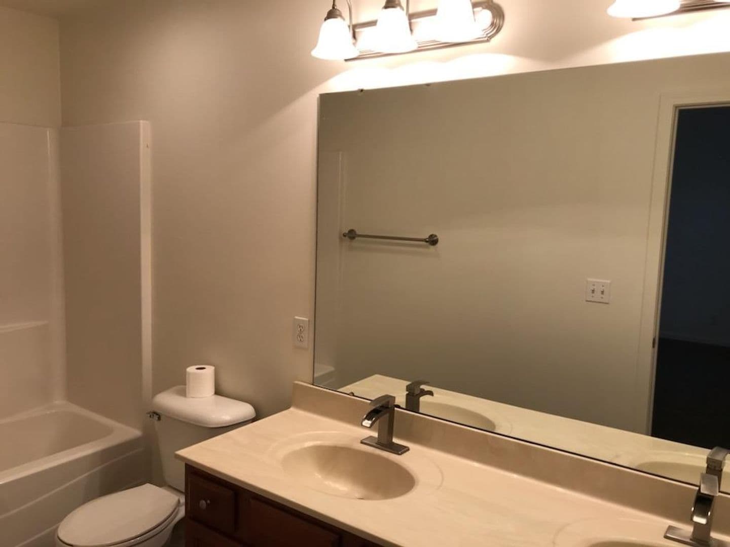 Peoria Apartment: 810 W Trailcreek Drive