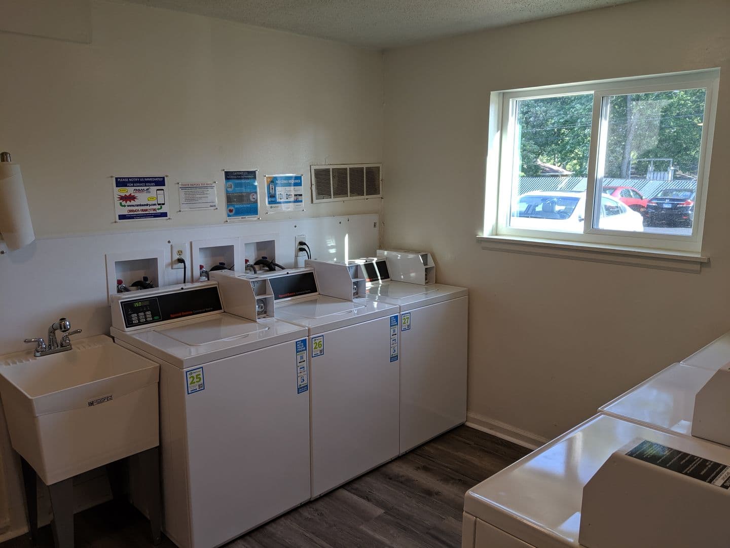 Peoria Apartment: 2805 W Larchmont Lane