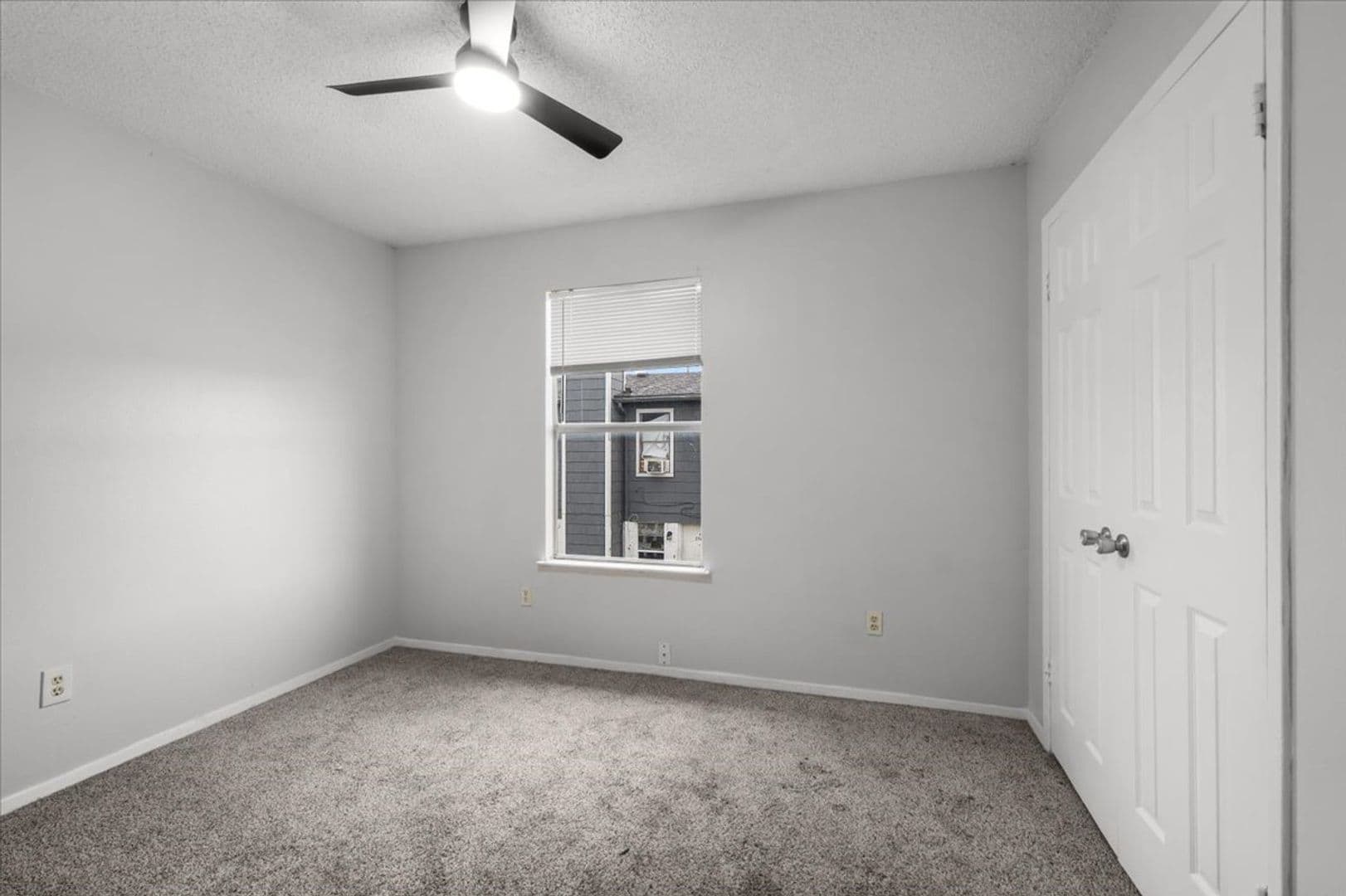 Fort Worth Apartment: 3204 McLean St. - C