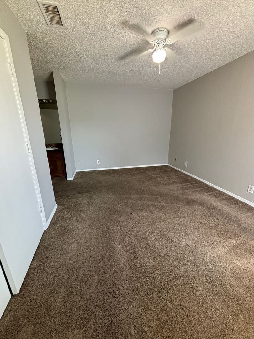 Benbrook Townhome: 3808-3814 Coates Circle