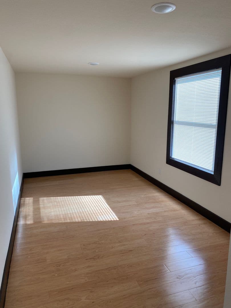 Azle Townhome: 1051 Deer Lane