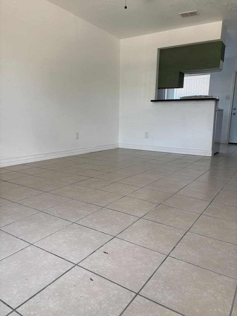 Fort Worth Townhome: 3200 McLean St. - D