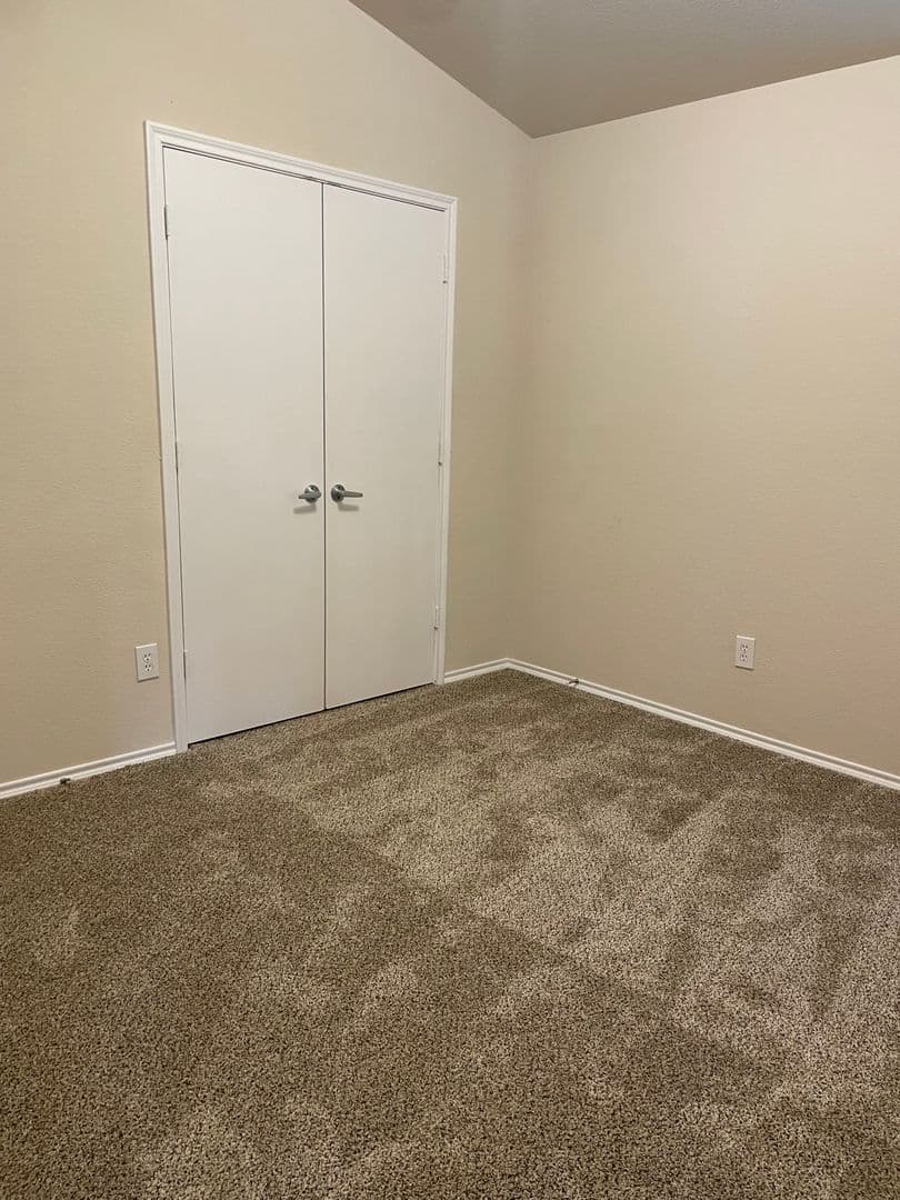 Fort Worth House: 2136 Ingrid Lane