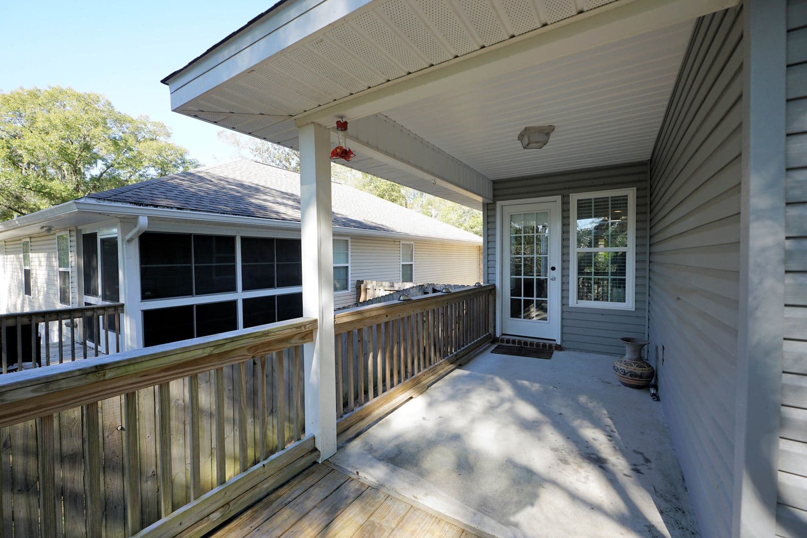 Niceville House: 605 32nd St