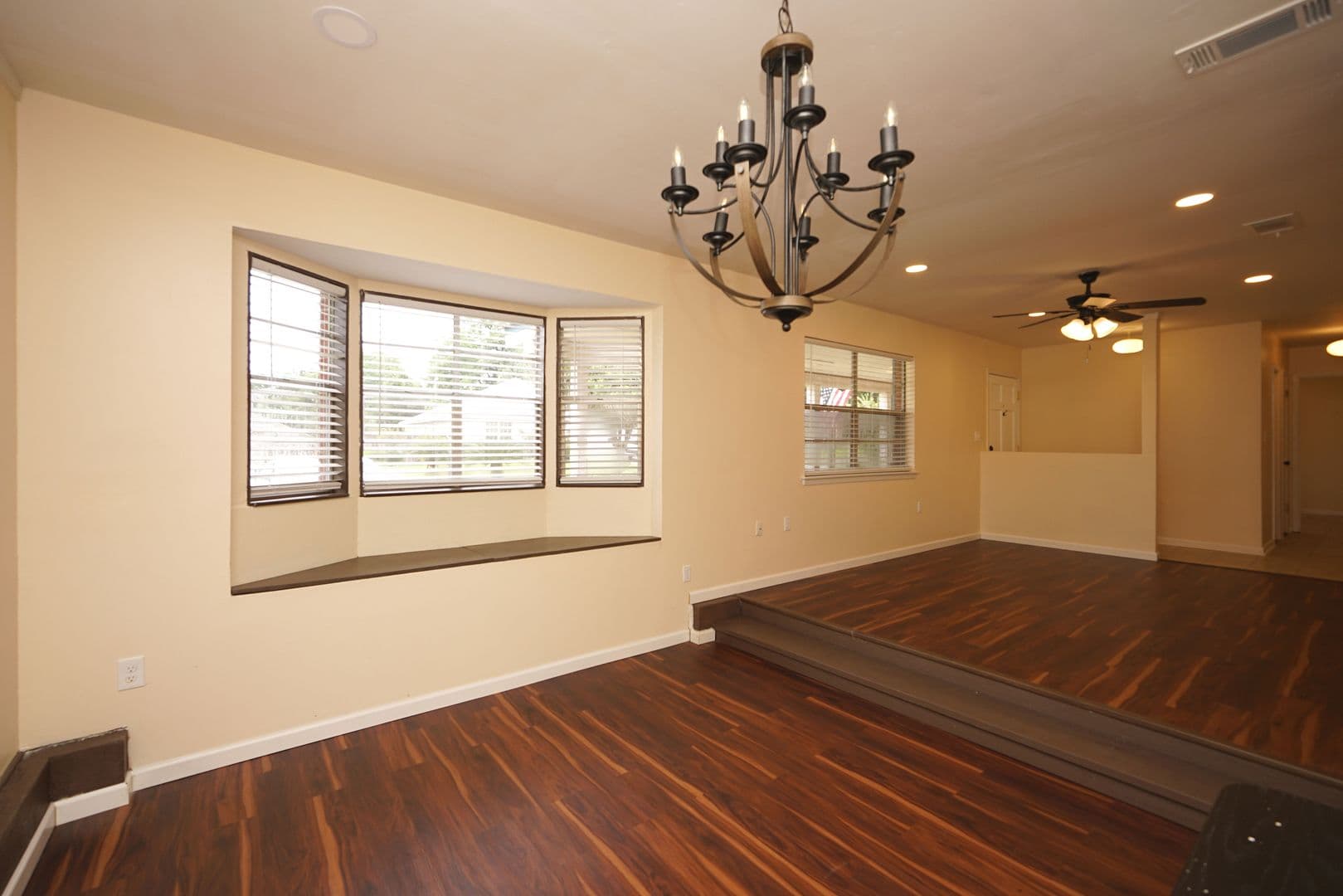 Niceville House: 418 Bullock BLVD