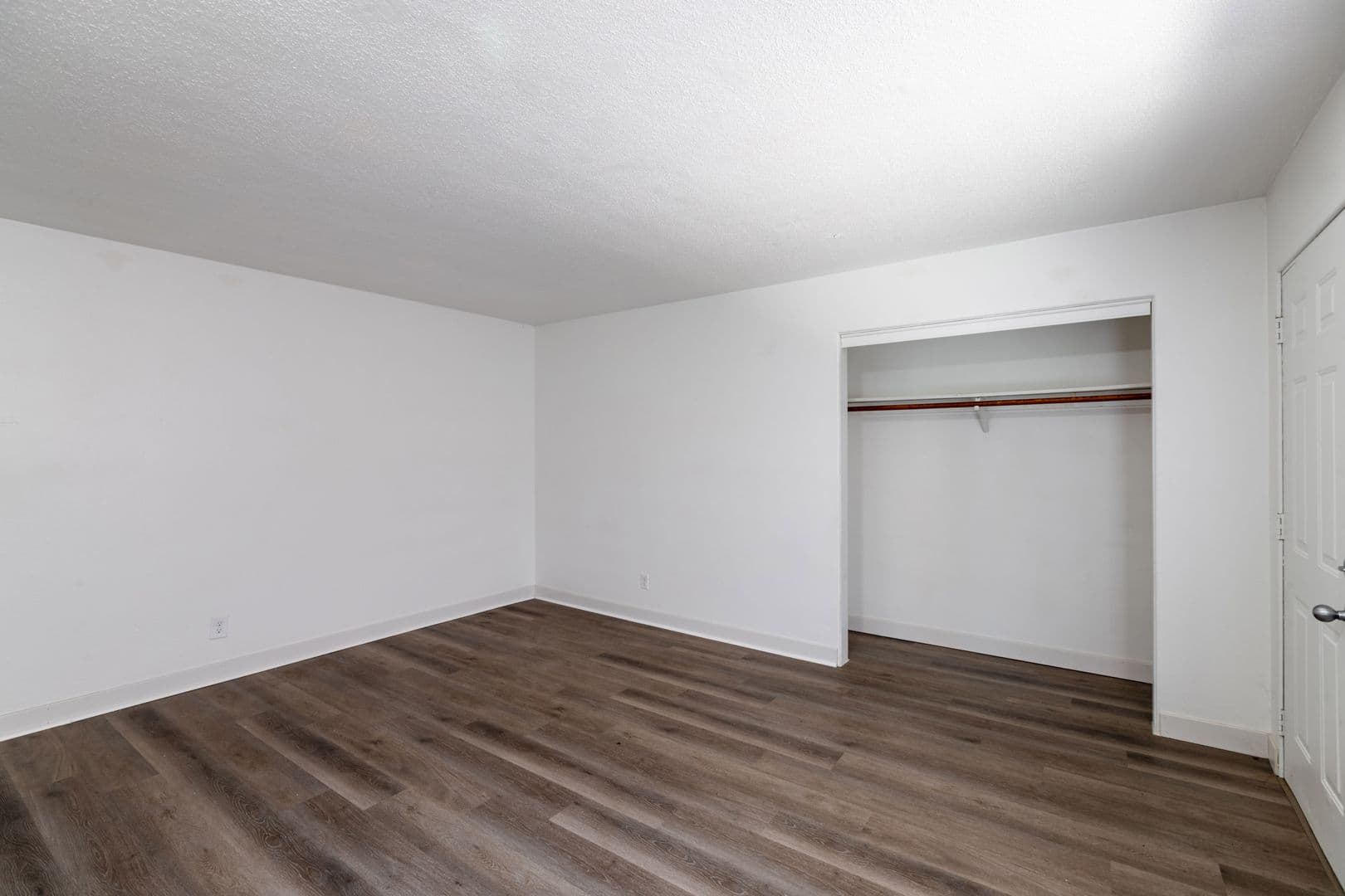 La Crosse Apartment: 135 8th St S