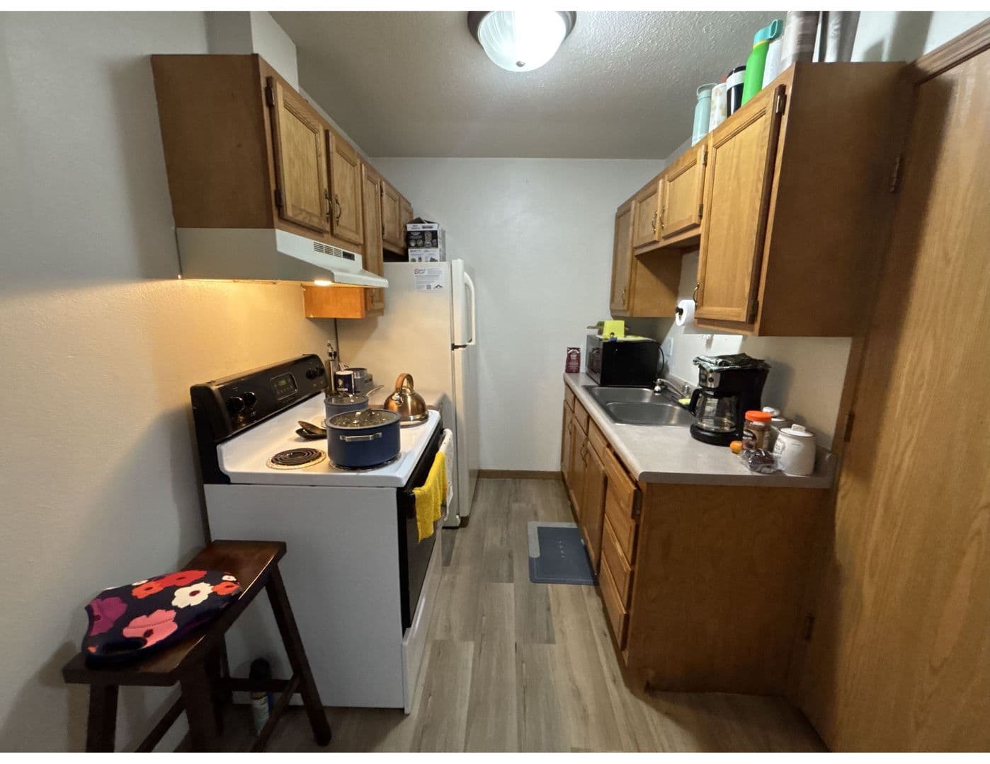 La Crosse Apartment: 1016 Charles St