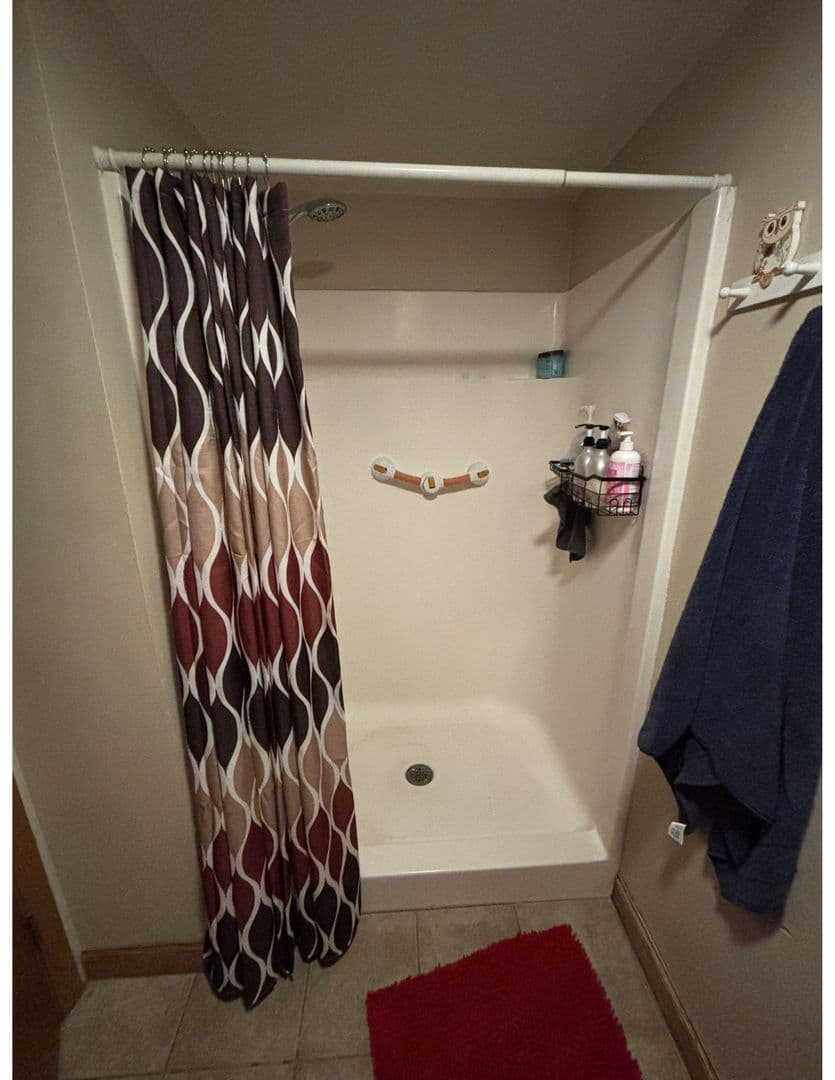 La Crosse Apartment: 1110-1112 9th St S
