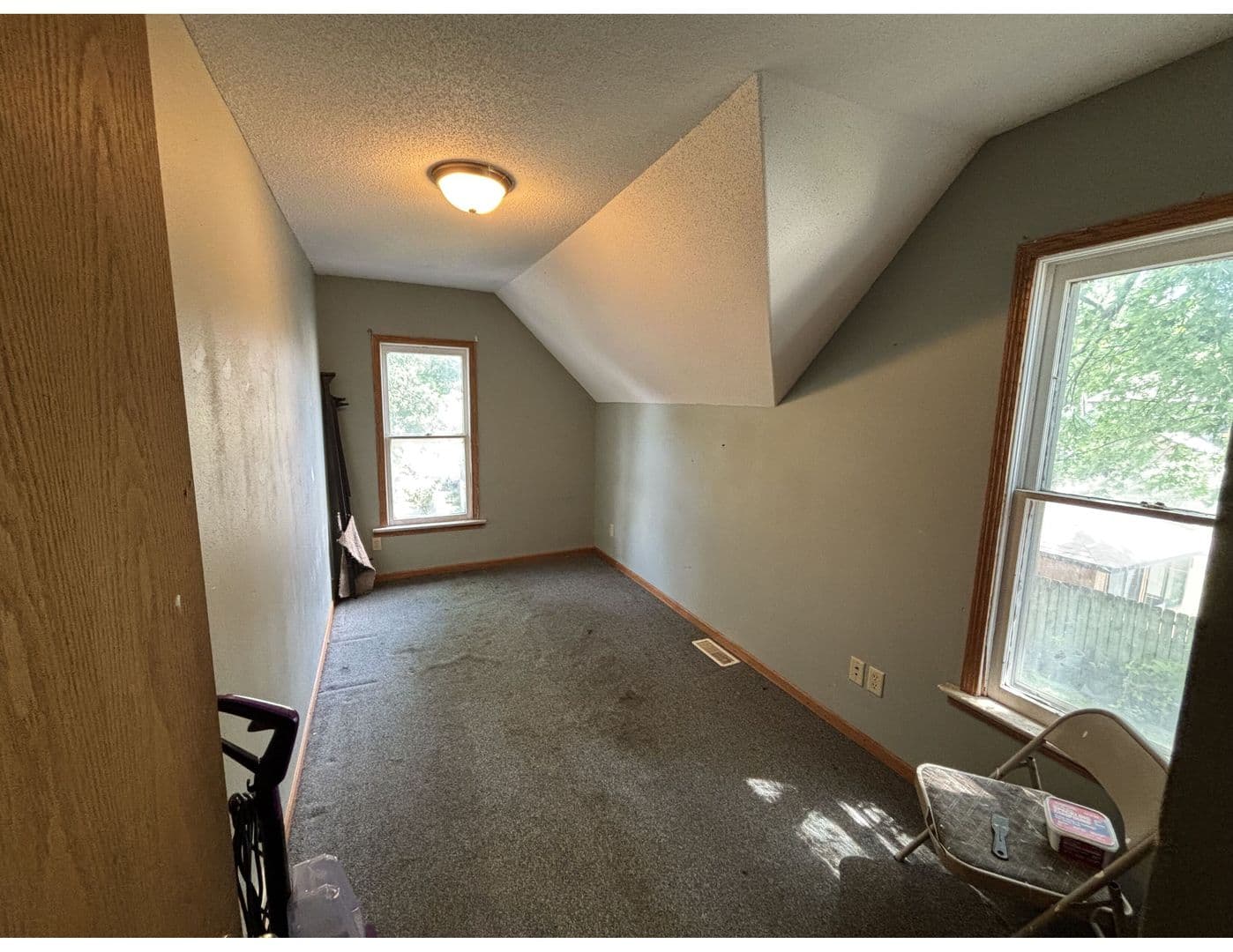 La Crosse Apartment: 1110-1112 9th St S