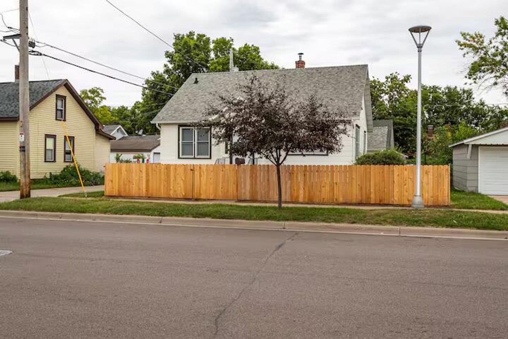 La Crosse House: 621 Farnam St