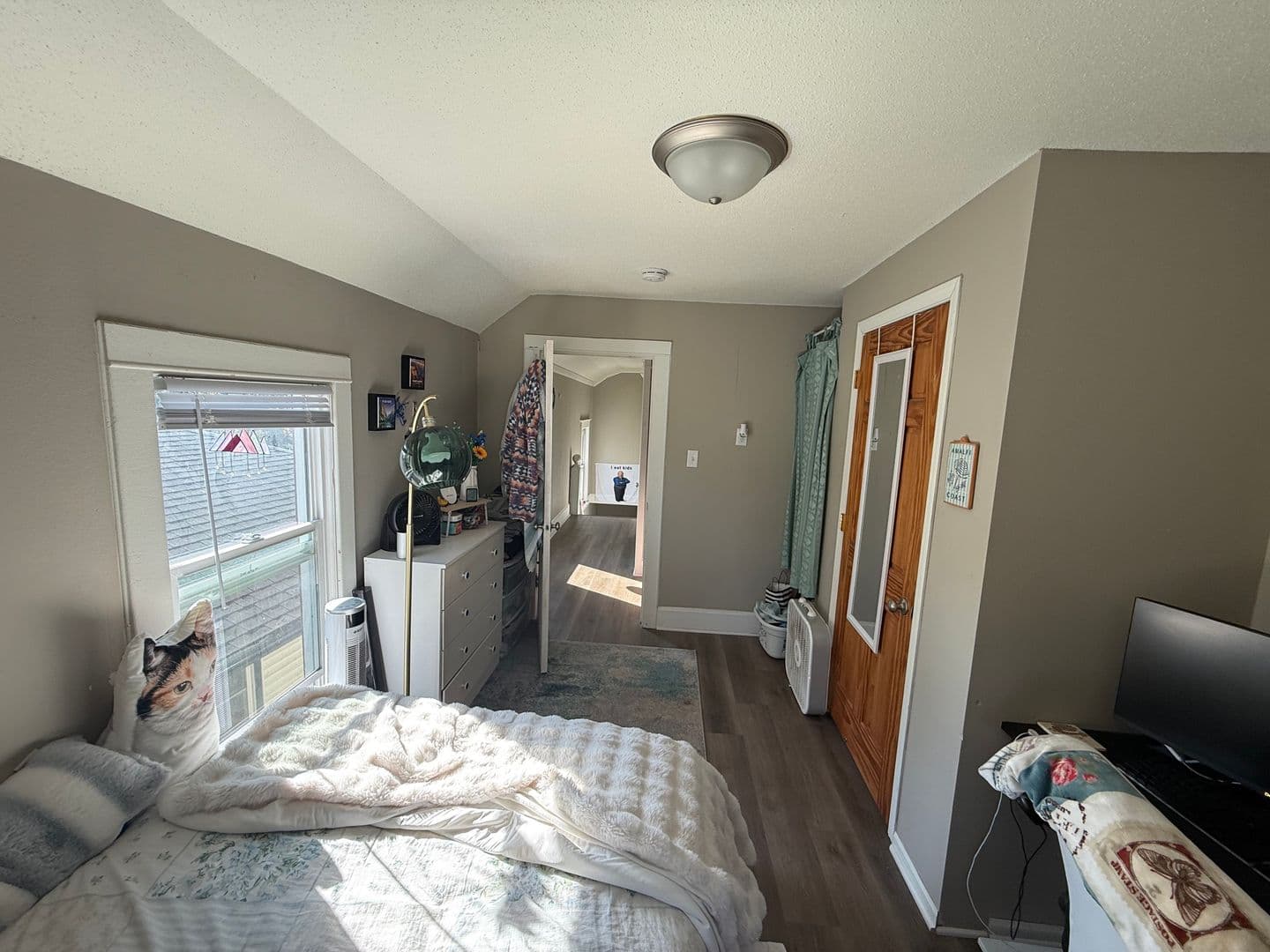 La Crosse Apartment: 1110-1112 9th St S