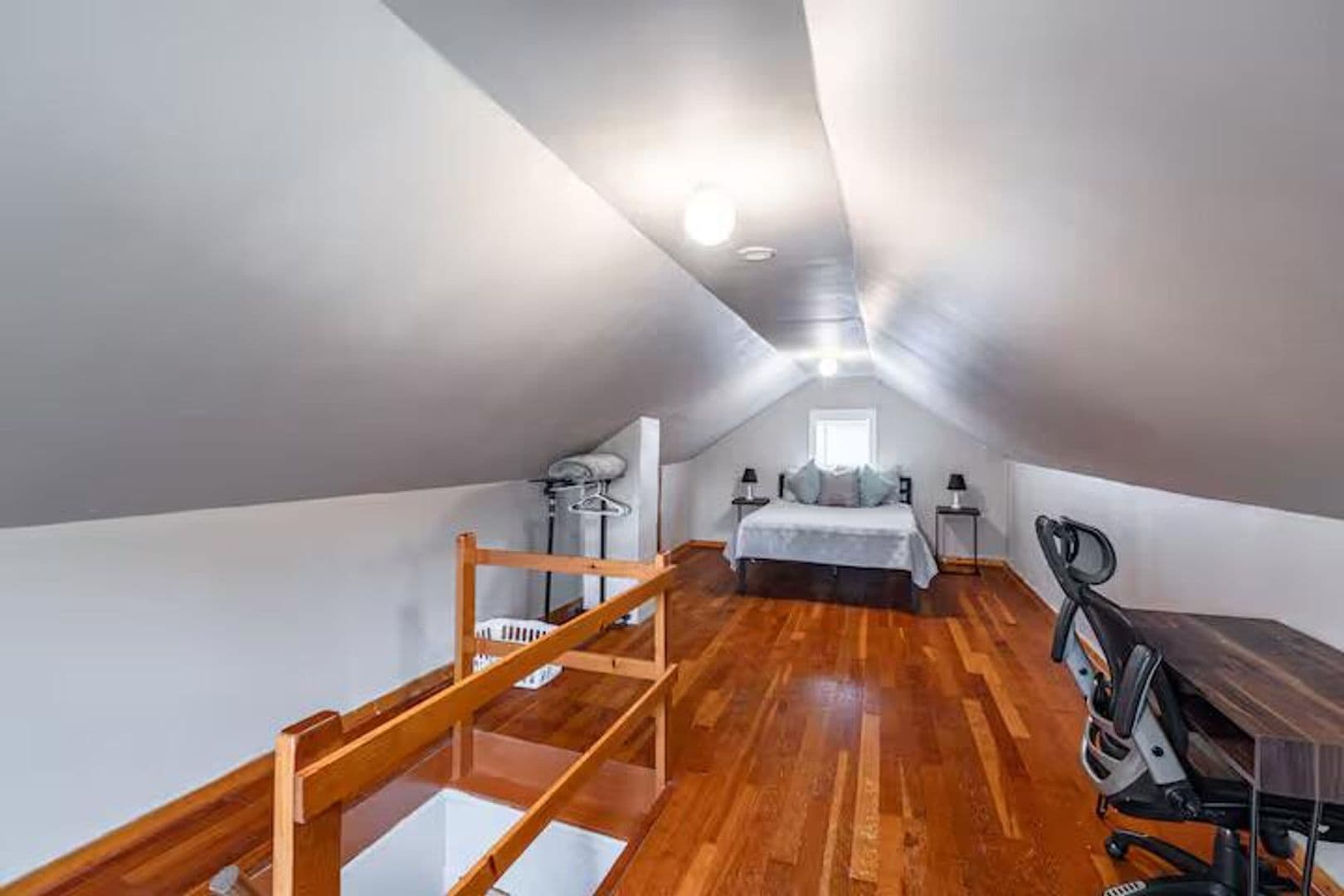 La Crosse House: 621 Farnam St