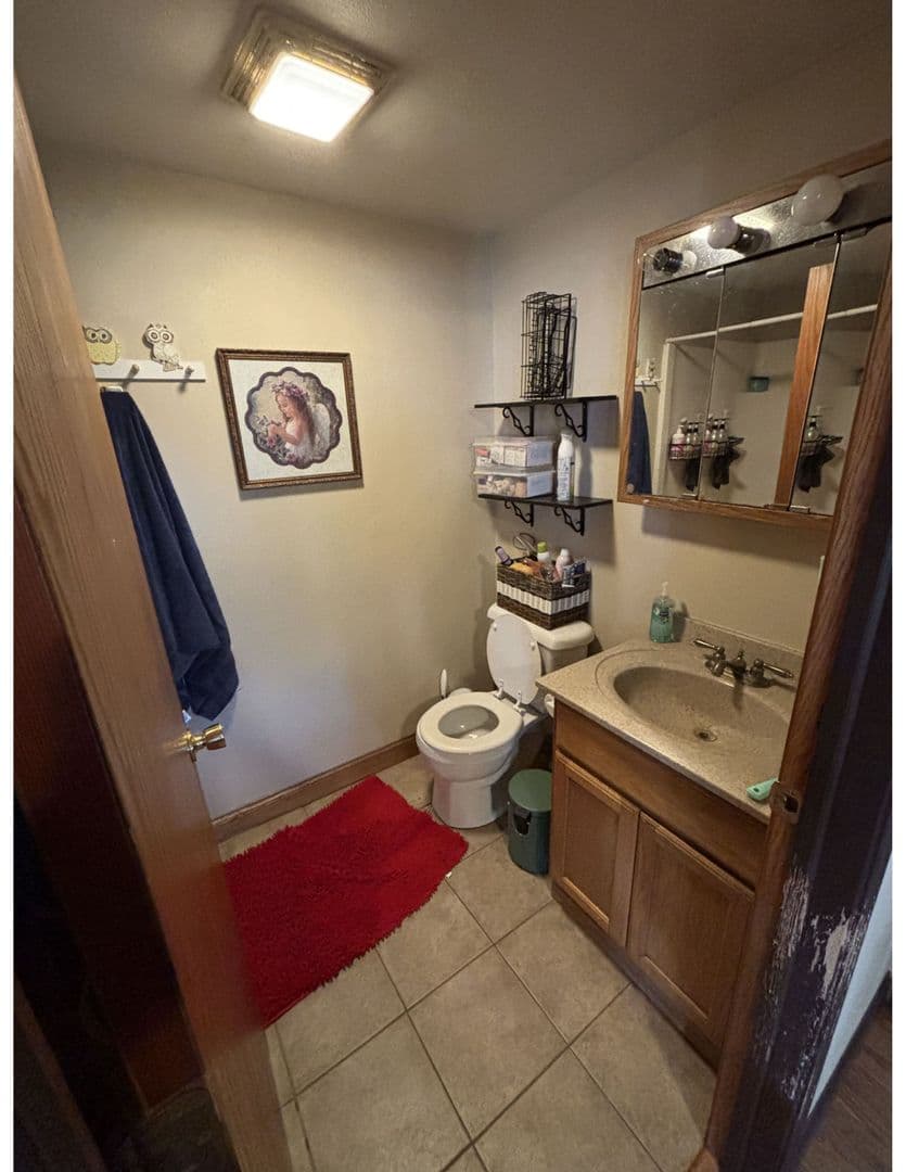 La Crosse Apartment: 1110-1112 9th St S