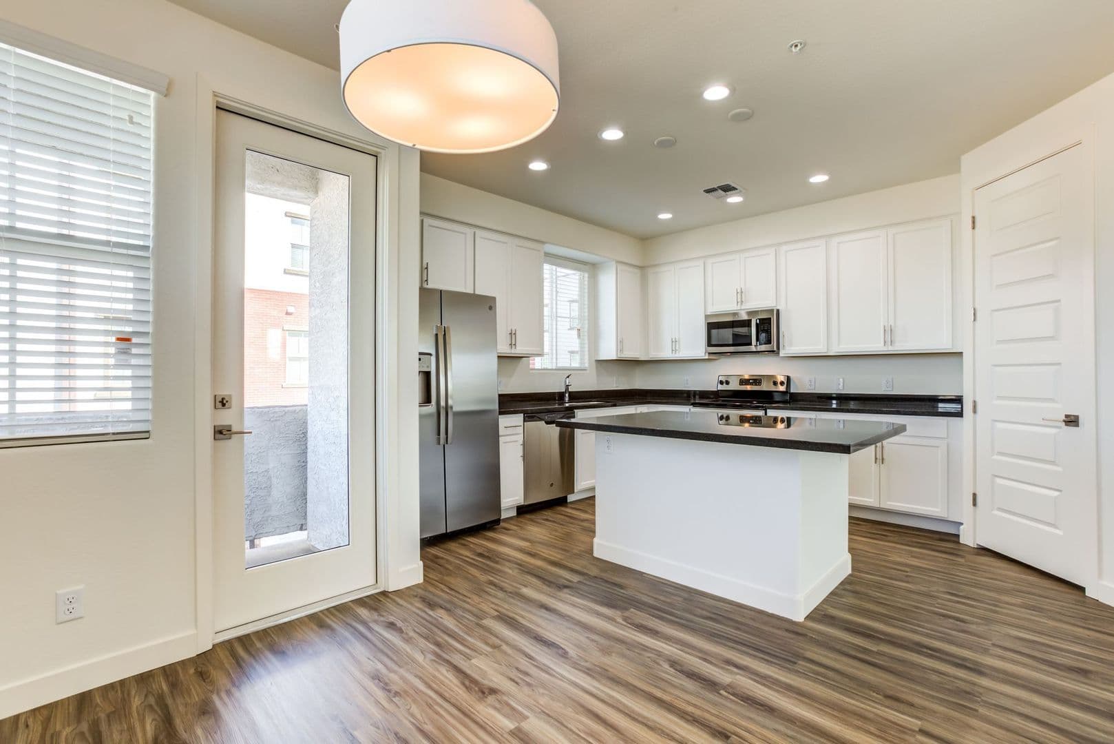 Phoenix Apartment: 818 E Roosevelt St