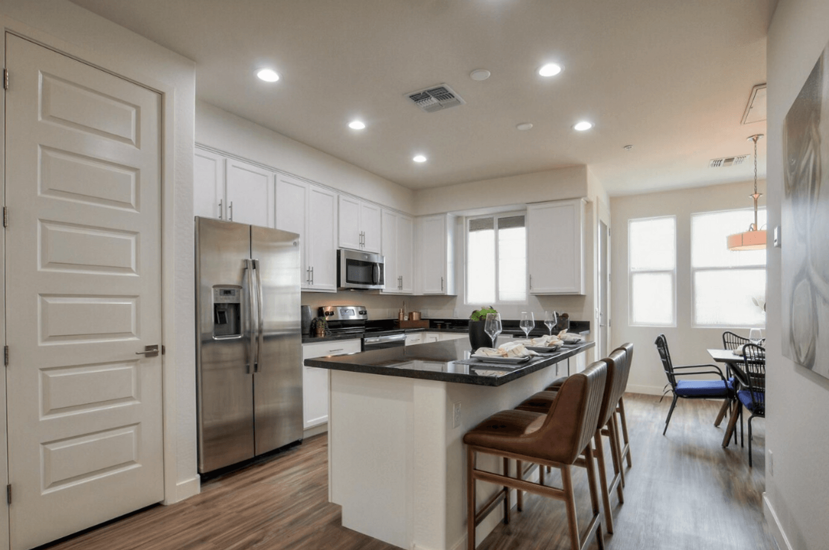 Phoenix Apartment: 818 E Roosevelt St