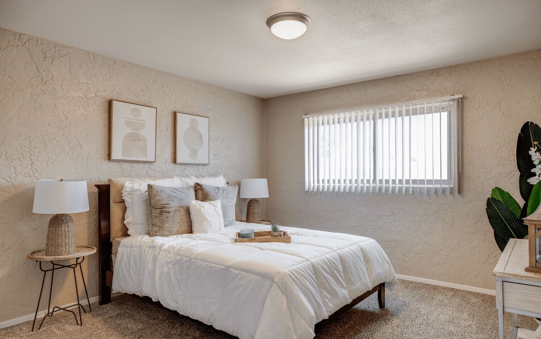 Mesa Apartment: 650 South Country Club Drive