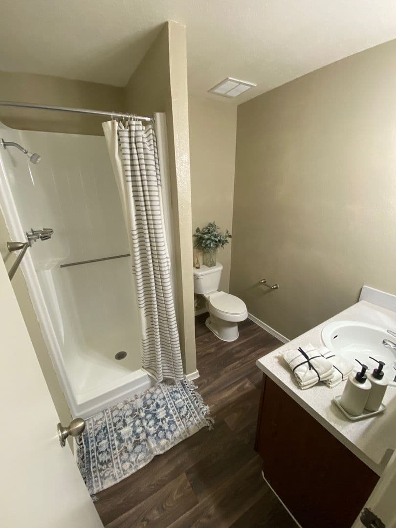 Mesa Apartment: 650 South Country Club Drive