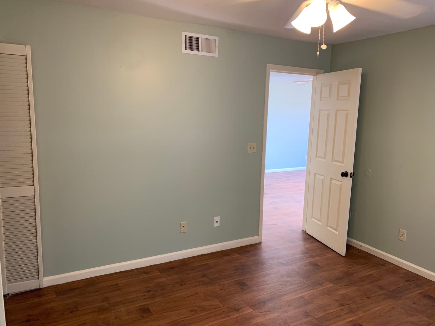 Goodyear Apartment: 1322 N LaJolla Blvd